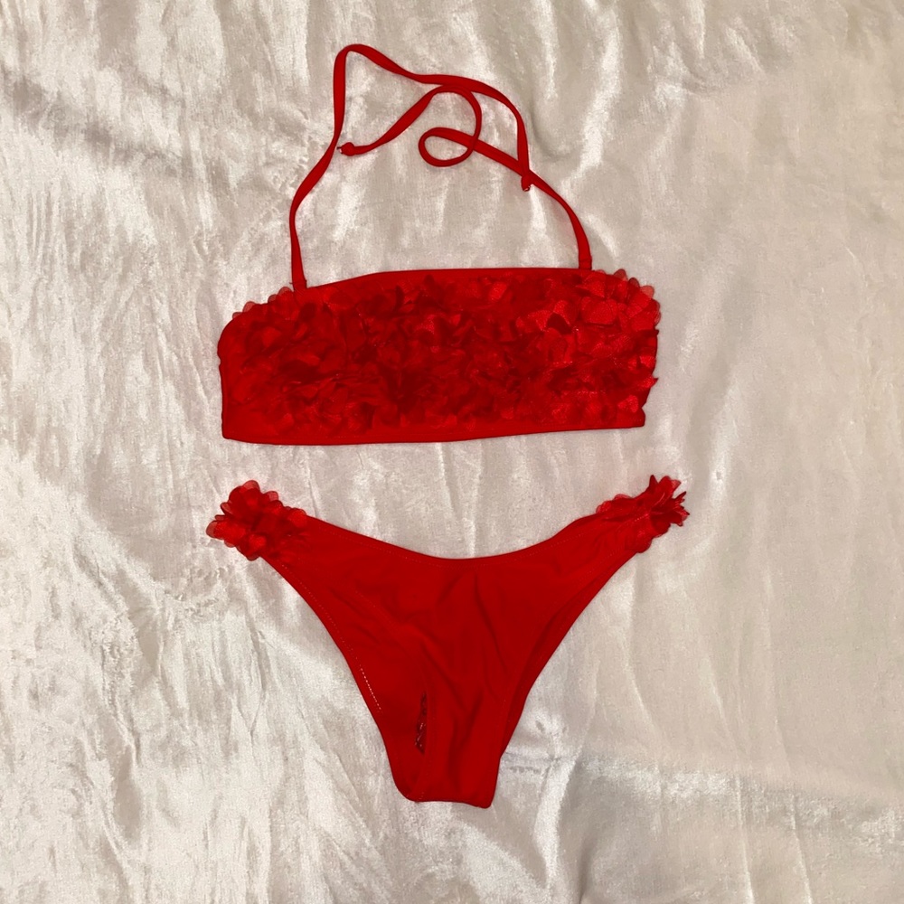 BRAND NEW WITH LINER CONVERTIBLE HOT PINK BIKINI